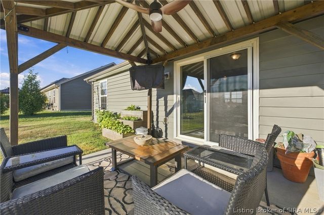 6004 Crestview Ln, Georgetown, IN 47122