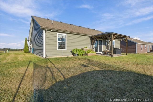 6004 Crestview Ln, Georgetown, IN 47122