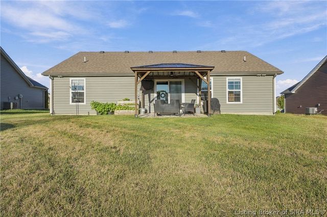 6004 Crestview Ln, Georgetown, IN 47122