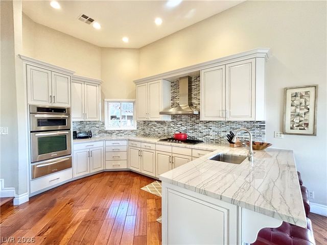 7307 Mission Hills Drive, Las Vegas, NV 89113