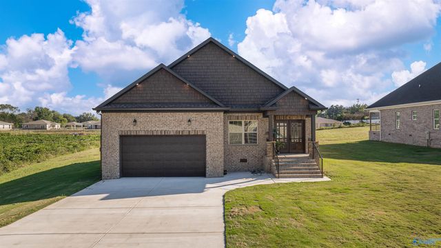 444 Ranch Road, Rainsville, AL 35986