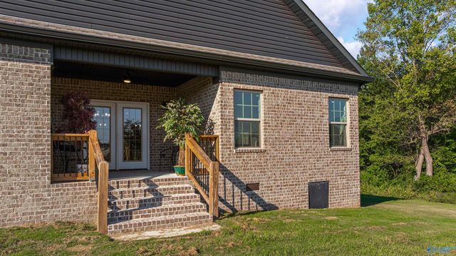 444 Ranch Road, Rainsville, AL 35986