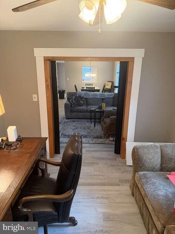 10 NILAND LN, Woodbury, NJ 08096