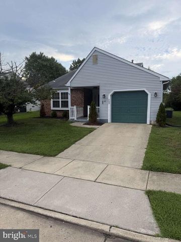 10 NILAND LN, Woodbury, NJ 08096