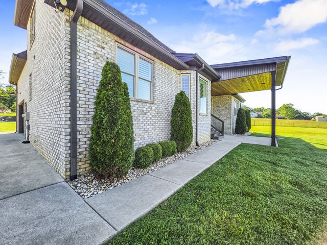 3070 SE Tater Peeler Rd, Lebanon, TN 37090