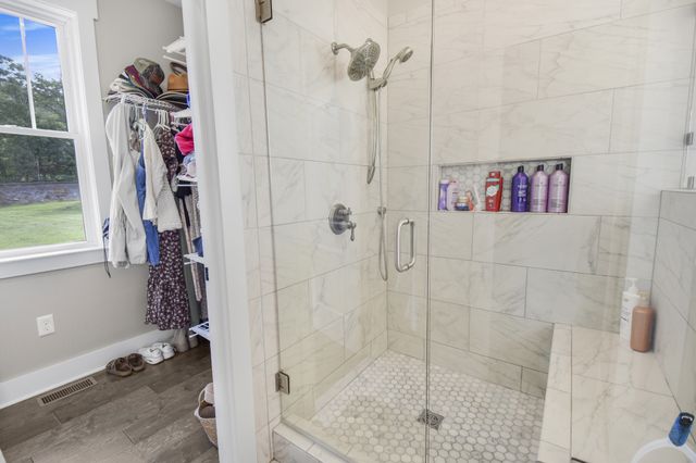 3070 SE Tater Peeler Rd, Lebanon, TN 37090