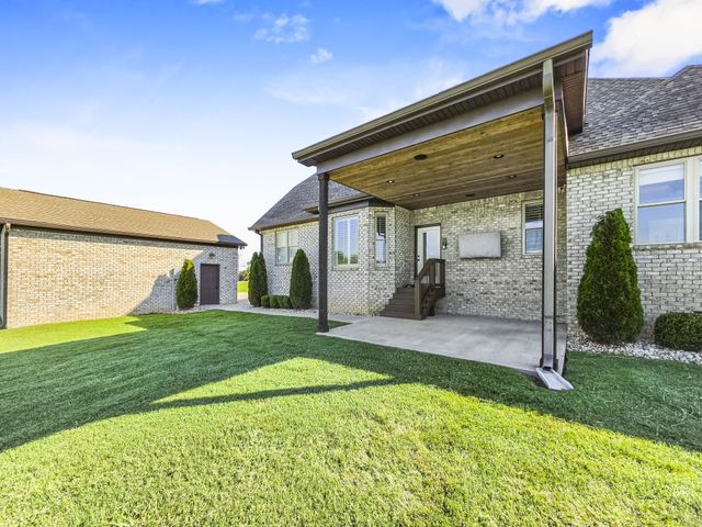 3070 SE Tater Peeler Rd, Lebanon, TN 37090