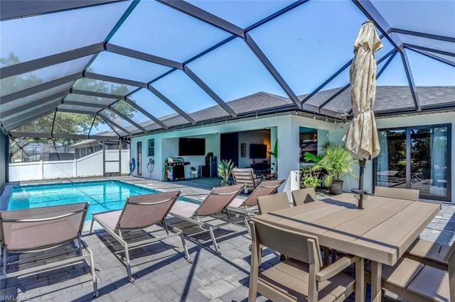 512 SW 15th ST, Cape Coral, FL 33991
