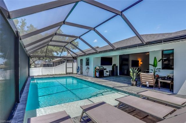 512 SW 15th ST, Cape Coral, FL 33991