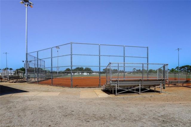 512 SW 15th ST, Cape Coral, FL 33991
