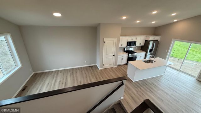 2779 Ivy Avenue NE, Saint Michael, MN 55376