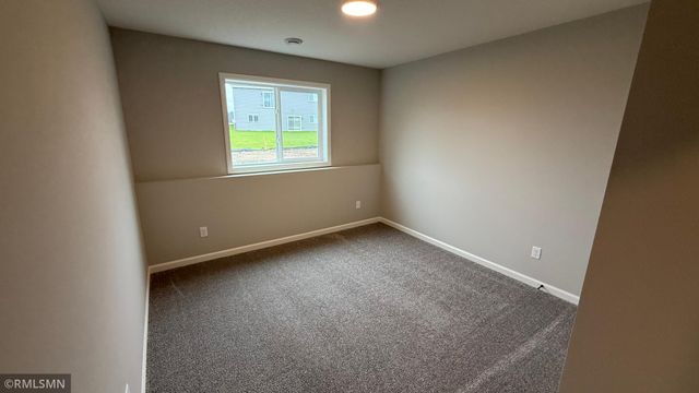 2779 Ivy Avenue NE, Saint Michael, MN 55376