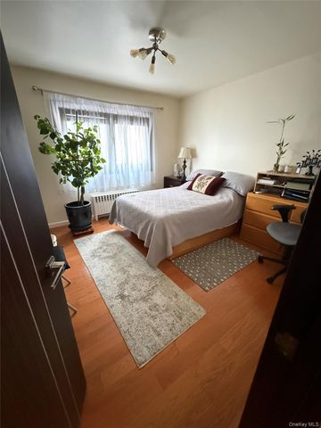 7314 69th Avenue, Middle Village, NY 11379