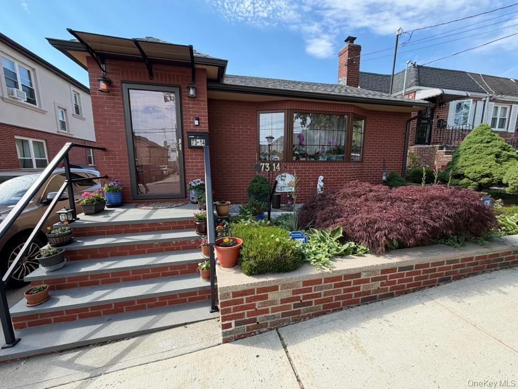 7314 69th Avenue, Middle Village, NY 11379 — photo 2