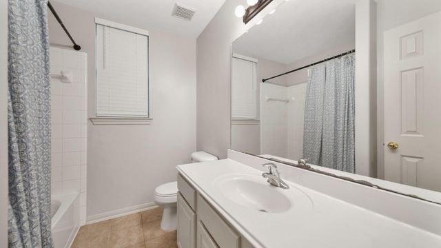 4812 Lakefront Terrace Drive, Pearland, TX 77584