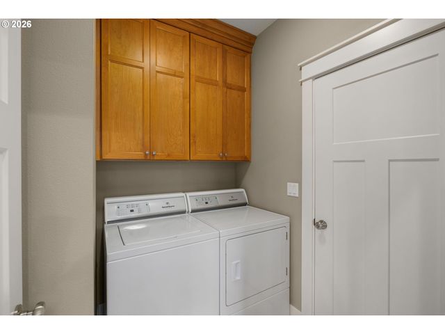 5620 N HUDSON St, Portland, OR 97203