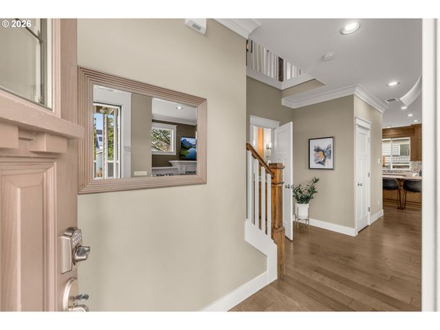 5620 N HUDSON St, Portland, OR 97203