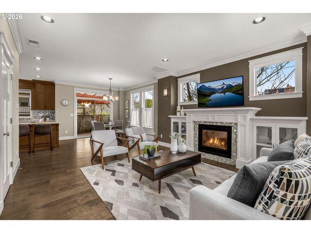 5620 N HUDSON St, Portland, OR 97203