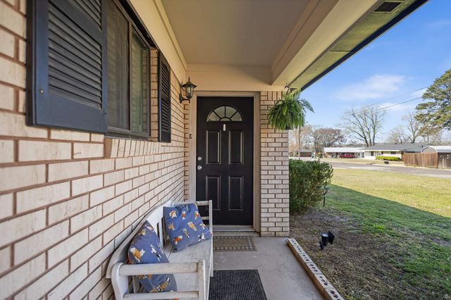209 Southview, Henderson, TX 75654