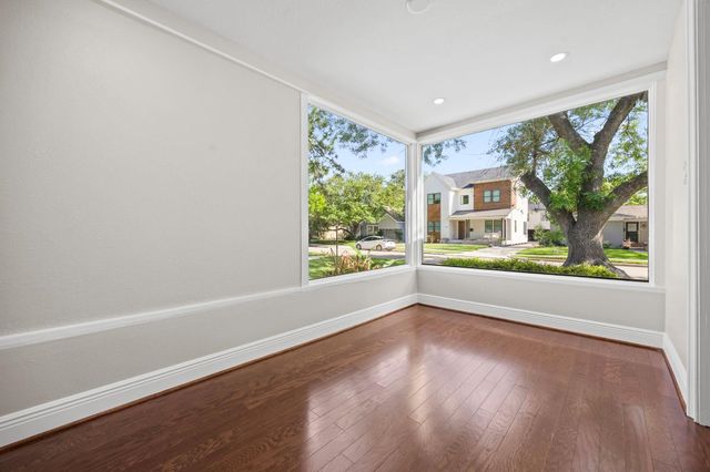 2538 Southgate Boulevard, Houston, TX 77030