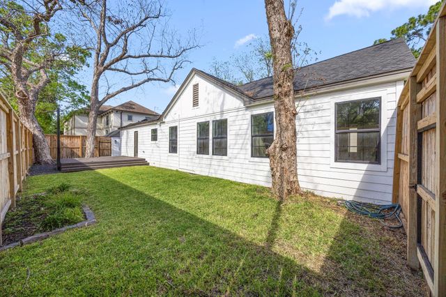 2538 Southgate Boulevard, Houston, TX 77030