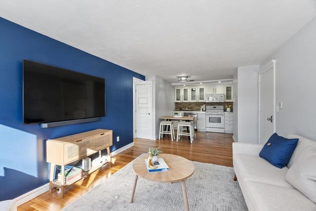 34 Bayview Ter 5, Danvers, MA 01923