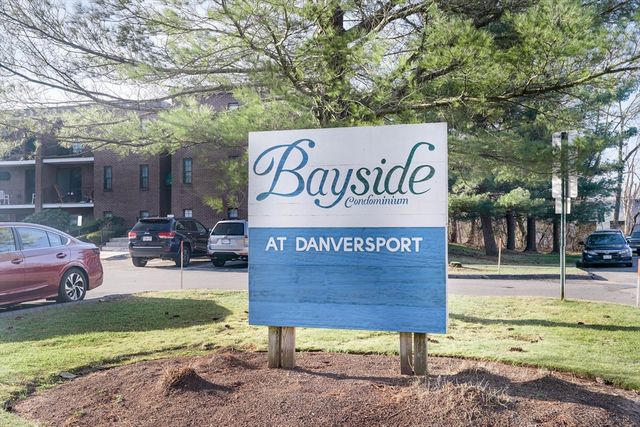 34 Bayview Ter 5, Danvers, MA 01923