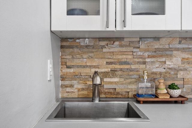 34 Bayview Ter 5, Danvers, MA 01923