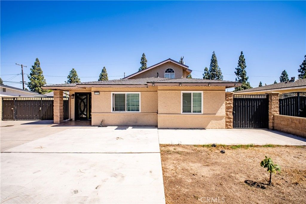 1133 S Harmon, Santa Ana, CA 92704 — photo 2