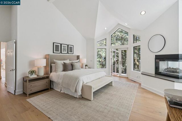 11 Redwood Cir, Lafayette, CA 94549
