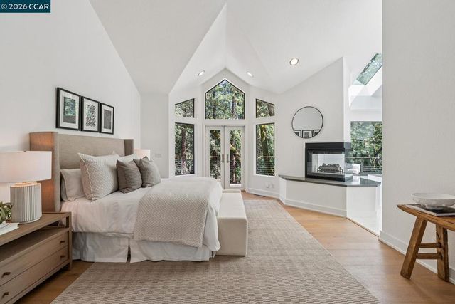 11 Redwood Cir, Lafayette, CA 94549