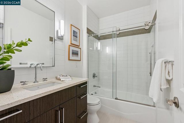 11 Redwood Cir, Lafayette, CA 94549