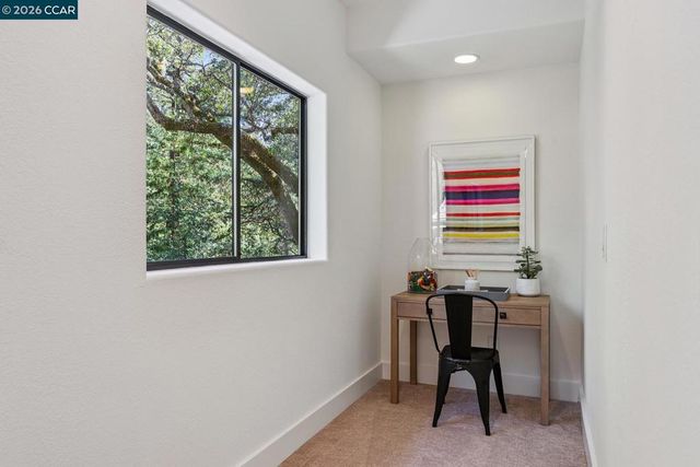 11 Redwood Cir, Lafayette, CA 94549