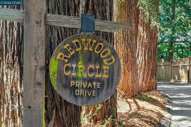 11 Redwood Cir, Lafayette, CA 94549