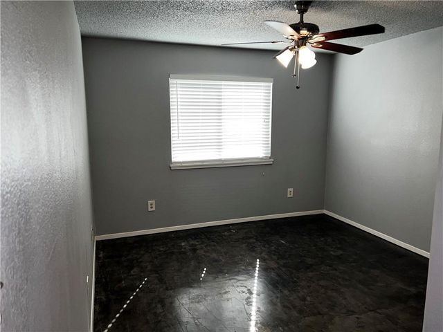 617 Greenlawn BLVD, Round Rock, TX 78664