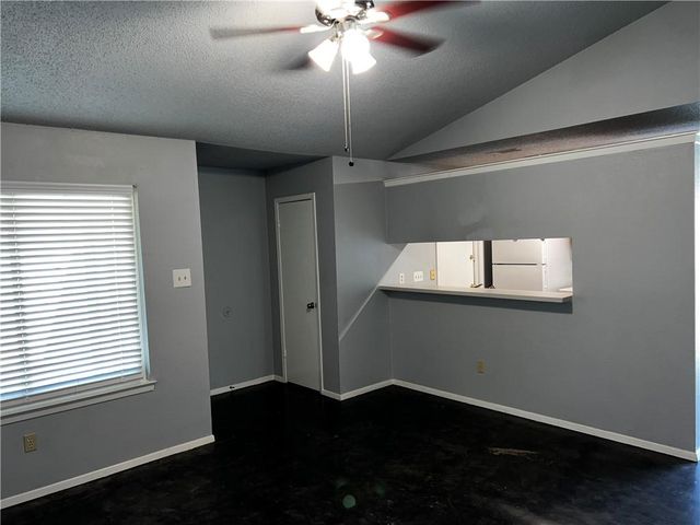 617 Greenlawn BLVD, Round Rock, TX 78664