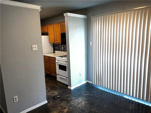 617 Greenlawn BLVD, Round Rock, TX 78664