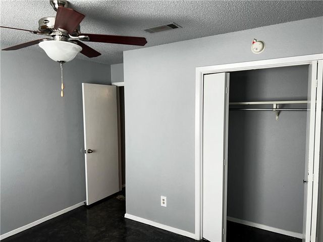 617 Greenlawn BLVD, Round Rock, TX 78664