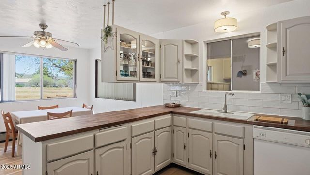 3555 E RIMROCK Drive, Rimrock, AZ 86335