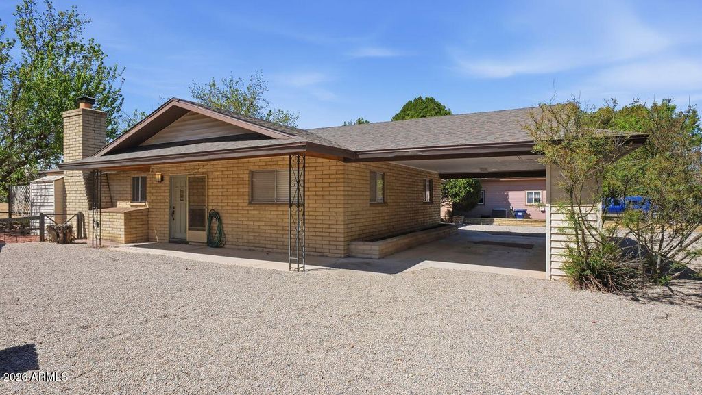 Image 2 of property listing at 3555 E RIMROCK Drive, Rimrock, AZ 86335