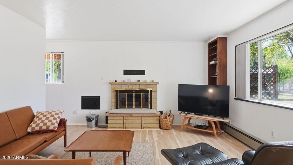 Image 6 of property listing at 3555 E RIMROCK Drive, Rimrock, AZ 86335