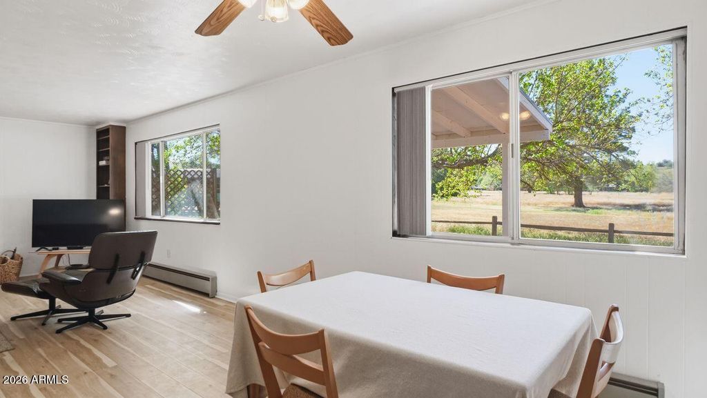 Image 8 of property listing at 3555 E RIMROCK Drive, Rimrock, AZ 86335