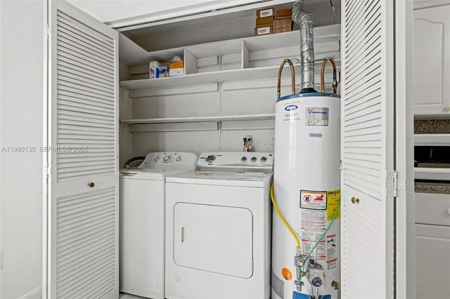 10555 SW 124th Rd, Miami, FL 33186