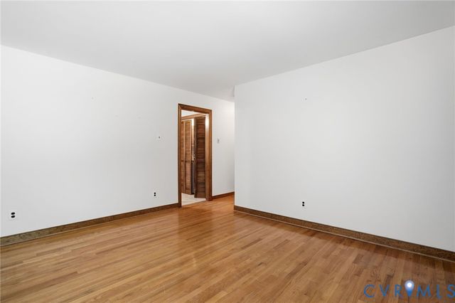 105 Riva Ridge Cir, Sandston, VA 23150