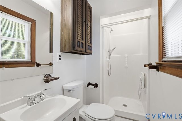 105 Riva Ridge Cir, Sandston, VA 23150