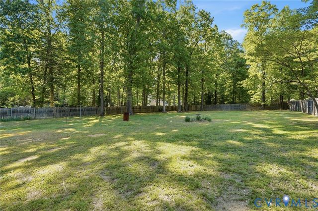 105 Riva Ridge Cir, Sandston, VA 23150
