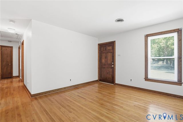 105 Riva Ridge Cir, Sandston, VA 23150