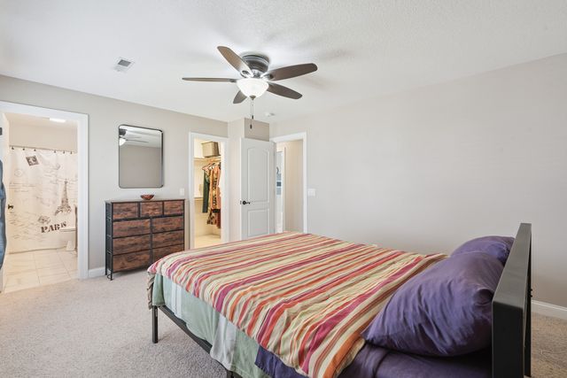 5811 Duggleby Avenue, Davenport, IA 52807