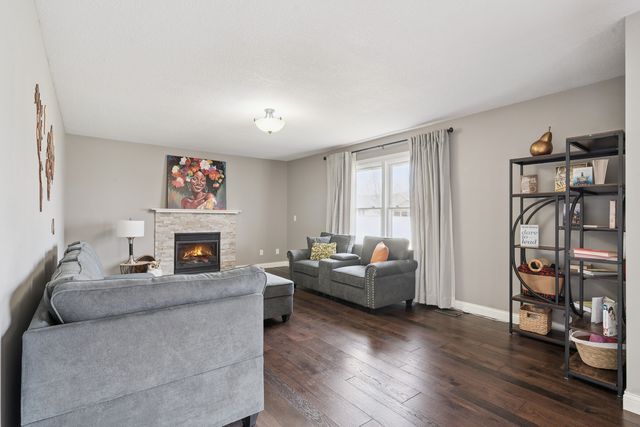 5811 Duggleby Avenue, Davenport, IA 52807