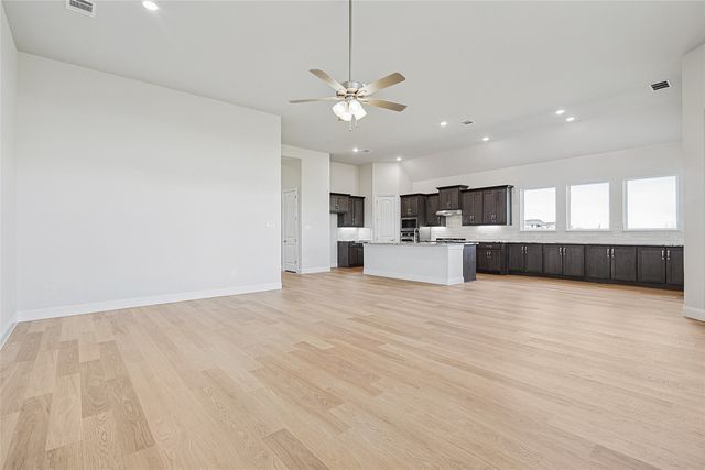 331 Fire Blade Drive, Aledo, TX 76008